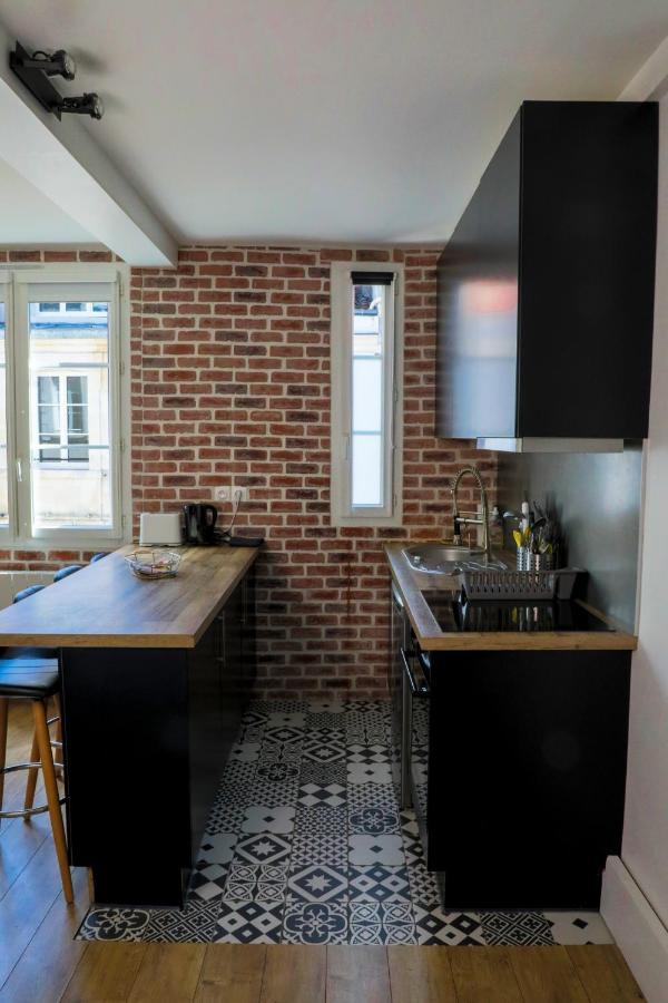 Appart Cosy Entre Vieux Port Et Marche Central La Rochelle  Exterior foto
